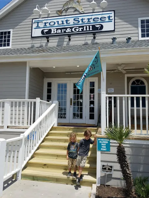 Trout Street Bar & Grill