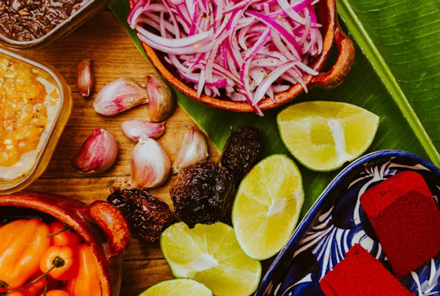 Gallo "COCHINITA PIBIL Y ANTOJITOS"