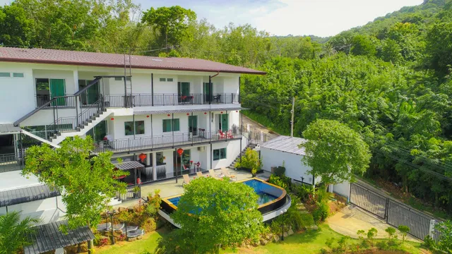 Villa Nap Dau Crown Phuket