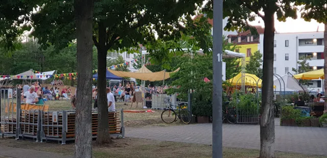 Çayhaus - Kneipe in der Villa Leon