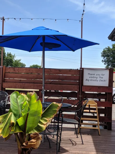 Knot Again Bar and Grill