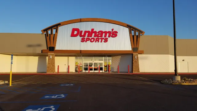 Dunham's Sports