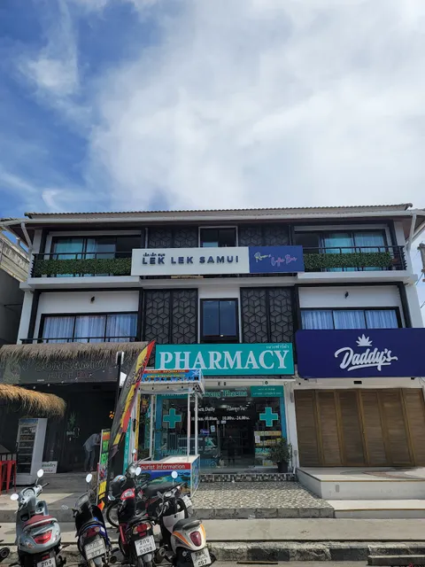 LEK LEK Samui Room&Coffee Bar