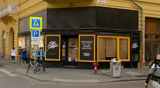 Roots Budapest Bar & Walk In Tattoo