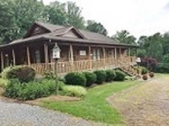 Emaline Brook Specialty Gifts