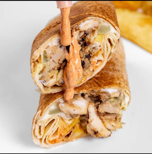 Nadoosh Shawarma