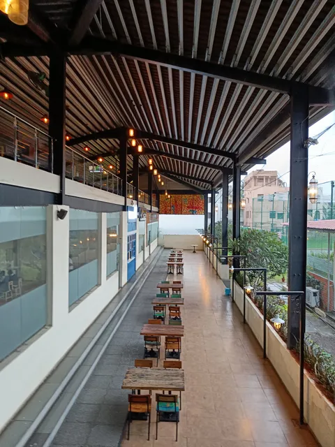 One Lounge Bar and Kitchen