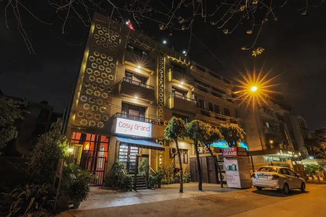Cosy Grand @Chanakyapuri by The Cosy Hotels