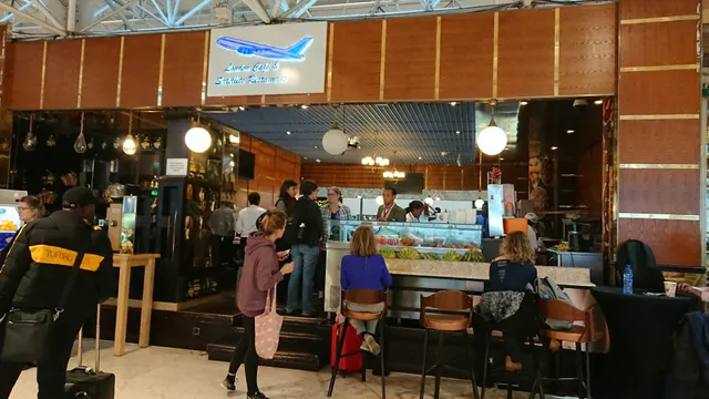 LONDON Cafe Satellite Restaurant and Catering