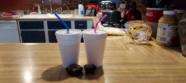 Black & Whites Confections Inc