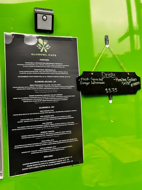 Globowl Cafe Food Trailer