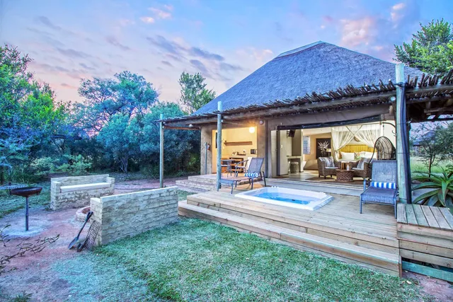 The Lookout Safari Lodge