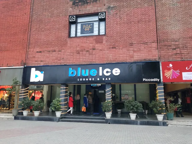 Blue Ice Lounge & Bar