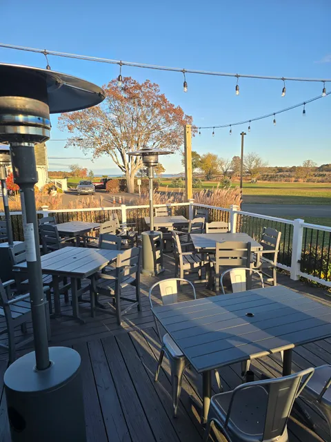 Village Idiot Pub on the 19th Tee