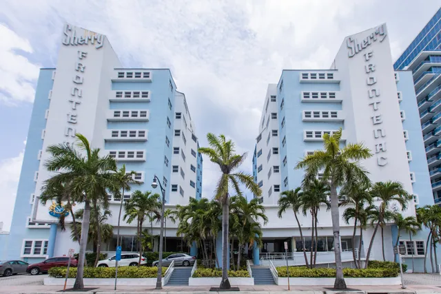 Sherry Frontenac Oceanfront Hotel