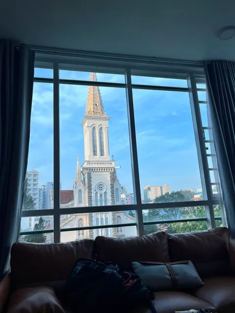 SAZI CHURCH VIEW HOME - Free Nails/Hair Wash