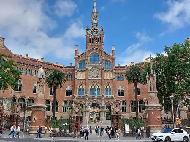 Sant Pau Apartments