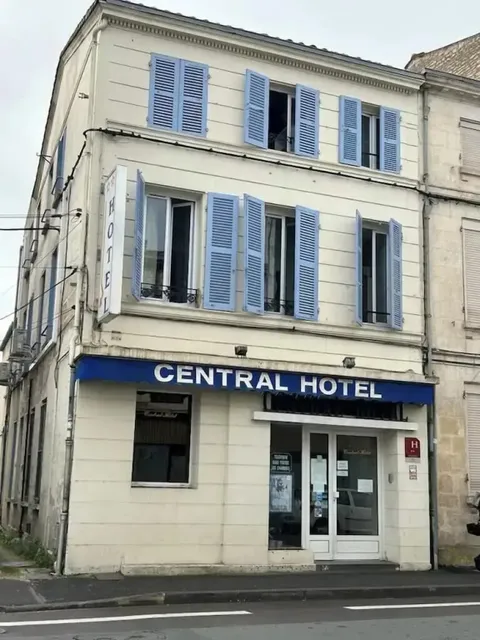 Le Central Hôtel