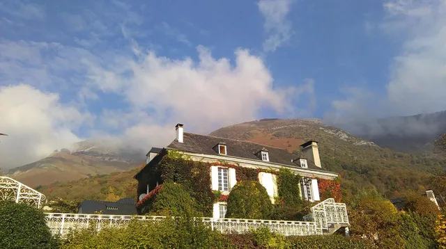 Bed and breakfast house Mayou