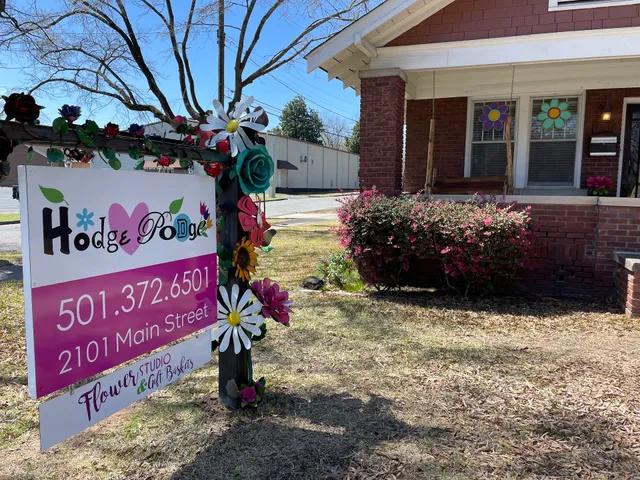 HodgePodge, Etc. Flowers & Gift Baskets