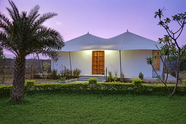 Clarks Safari Ranthambore