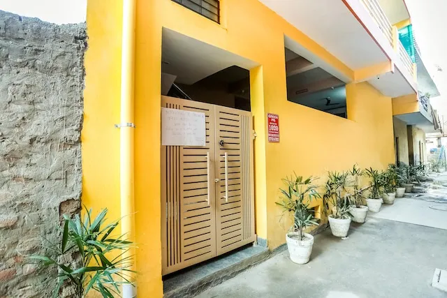 OYO 70511 Green Hotel