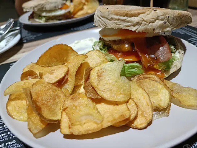 Hamburgueria Plátano