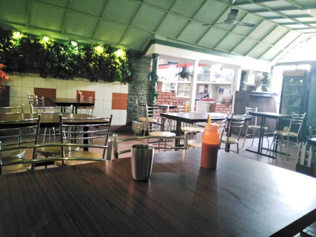 Tandoor Restaurant & Bakery