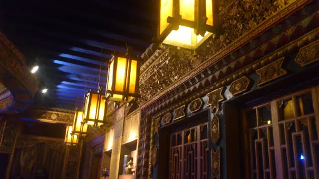 Makye Ame Shangri-la Tibetan Palatial Restaurant
