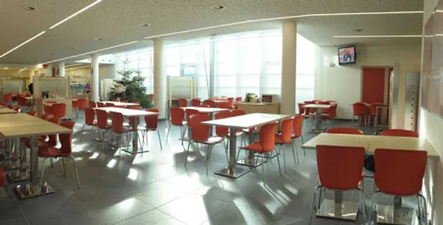 Risto3 Ristorante Pizzeria Self Via dei Marinai