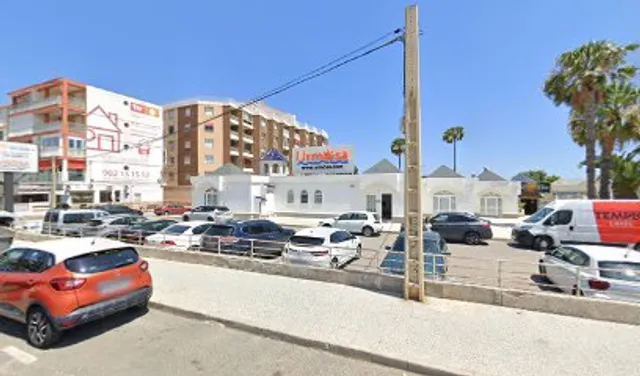 Av. Desiderio Rodríguez, 37