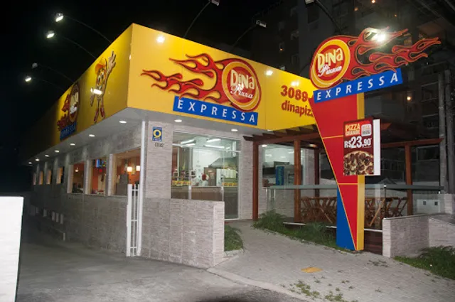 Dina Pizza - Água verde