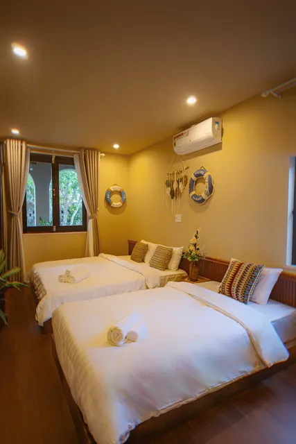 Nhà vườn Thuyền Trưởng (The Captain's Garden House)