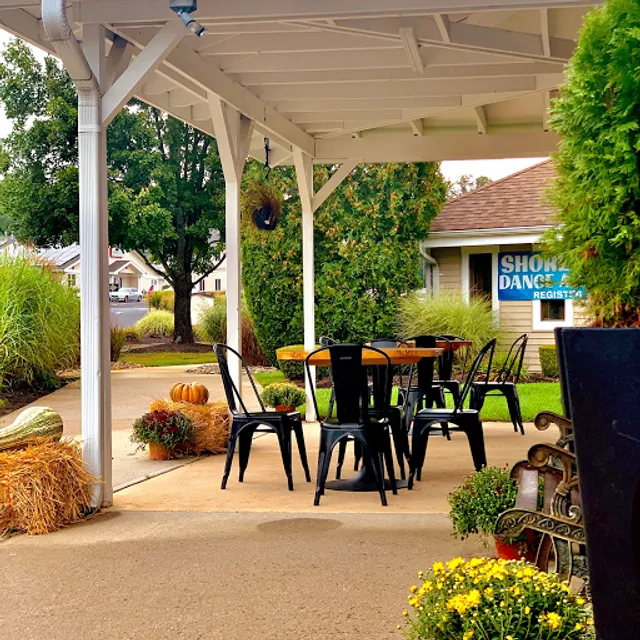 Local Urban Kitchen Wall