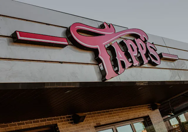Tapps Sports Lounge & Grill