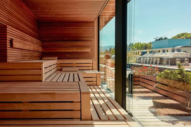 Roomers Baden-Baden, Autograph Collection