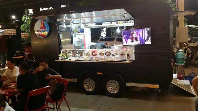 Noah food truck