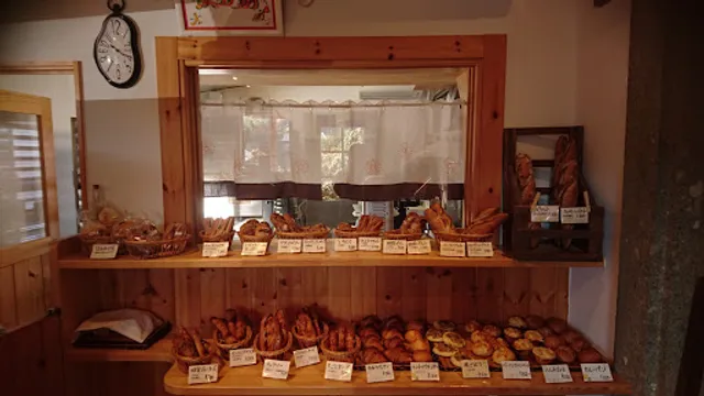 蔵のパン屋 堂の前