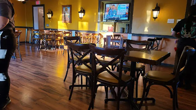 El Taco Azteca Bar and Grill