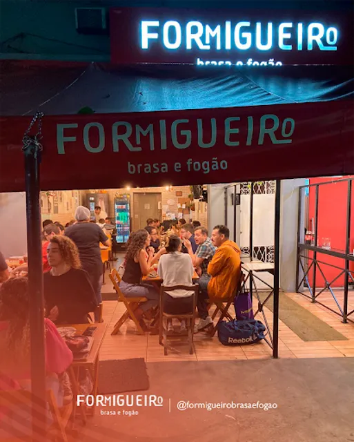Formigueiro Brasa e Fogão