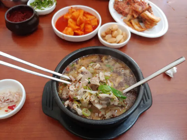 장수순대국