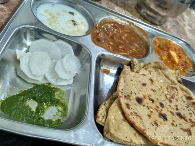 New Himalya Bhojnalya