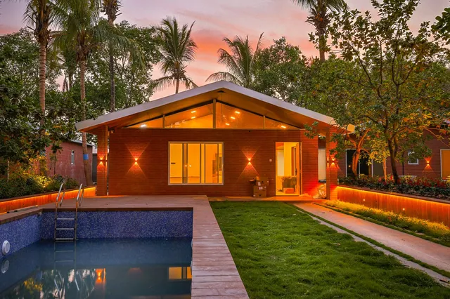 Coco Bliss by Mauli Stays