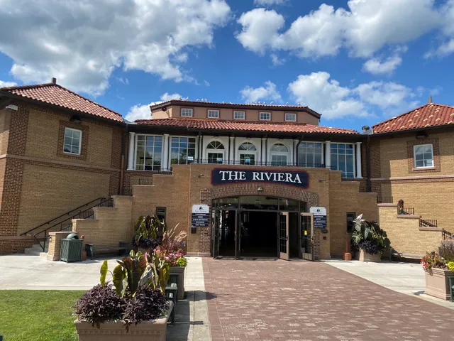 The Riviera Shops & Boathouse