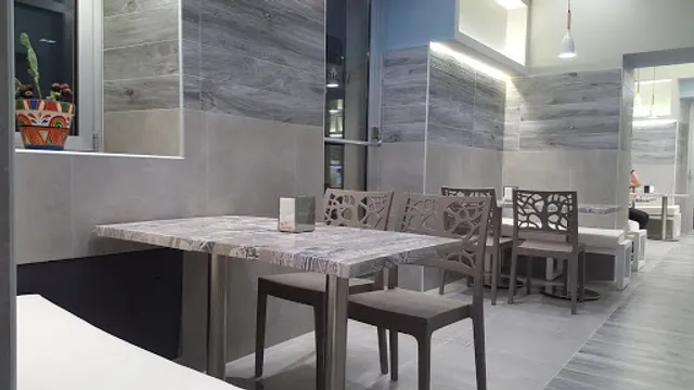 A' Latruzza L'Antica posada d'Acitrezza