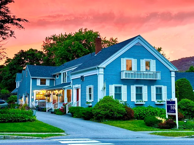 Blue Harbor House Inn