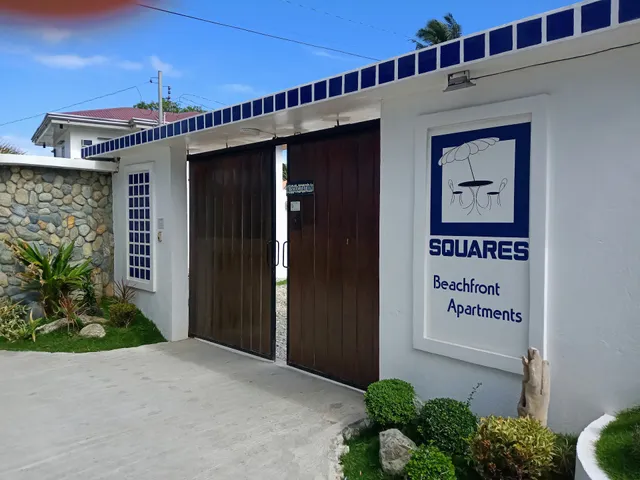 Squares Beachfront Apartments
