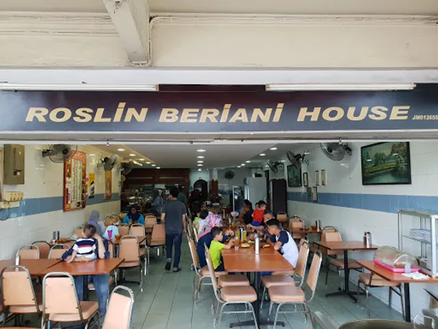 Roslin Beriani House