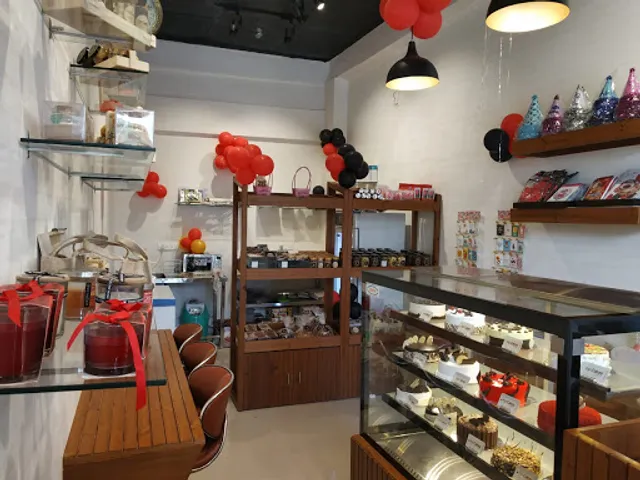 FNP - Flowers, Cakes And Gift Hampers in Sector 119, Noida