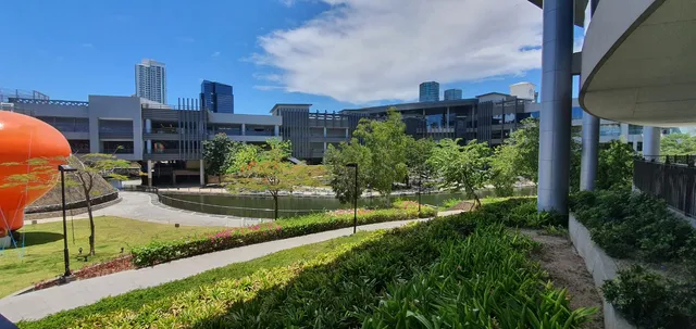 Festival Mall X-Site Entrance Driveway